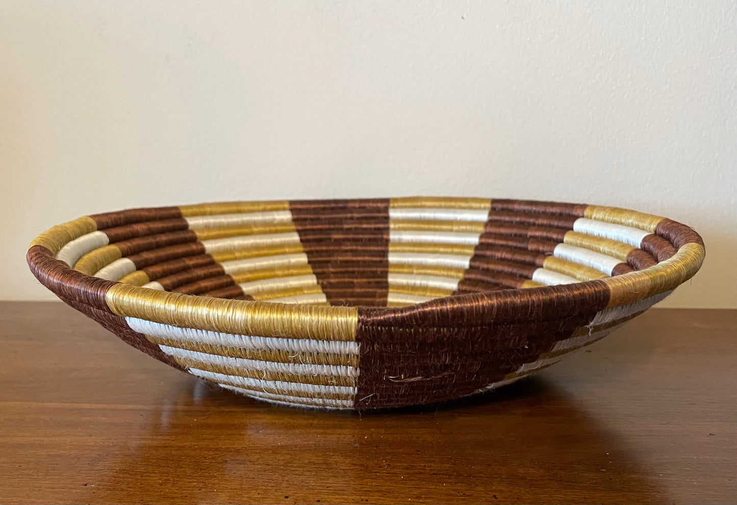 African Woven Basket, Rwanda Basket, Woven Bowl, Natural Sisal Fiber, Dining Centerpiece, Fruit & Bread Basket