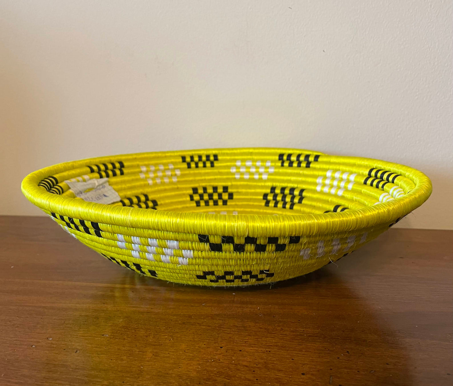 African Woven Basket, Rwanda Basket, Woven Bowl, Natural Sisal Fiber, Dining Centerpiece, Fruit & Bread Basket