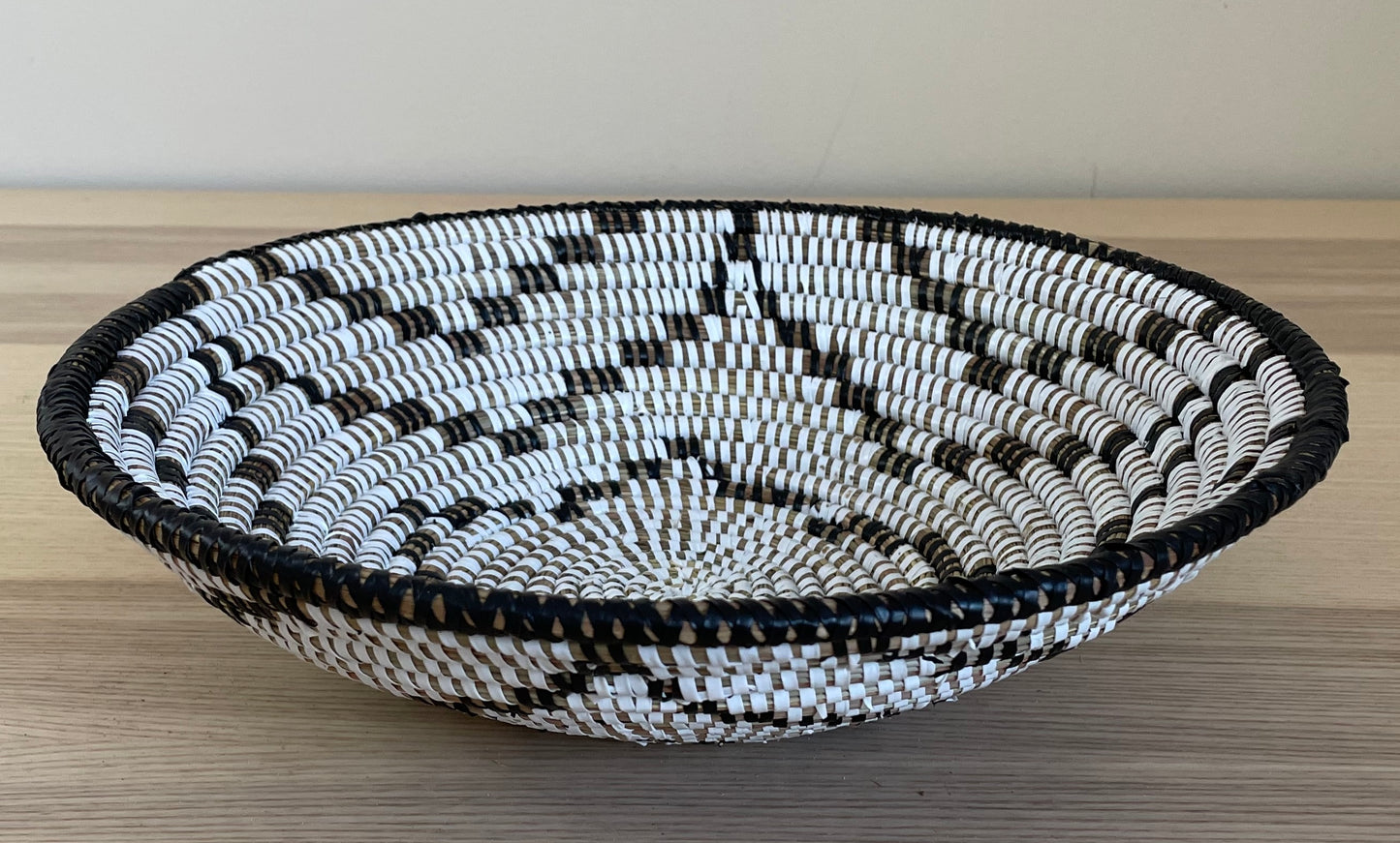 African Woven Basket, Senegal Basket, Woven Bowl, Natural Palm Fiber, Dining Centerpiece, Fruit & Bread Basket