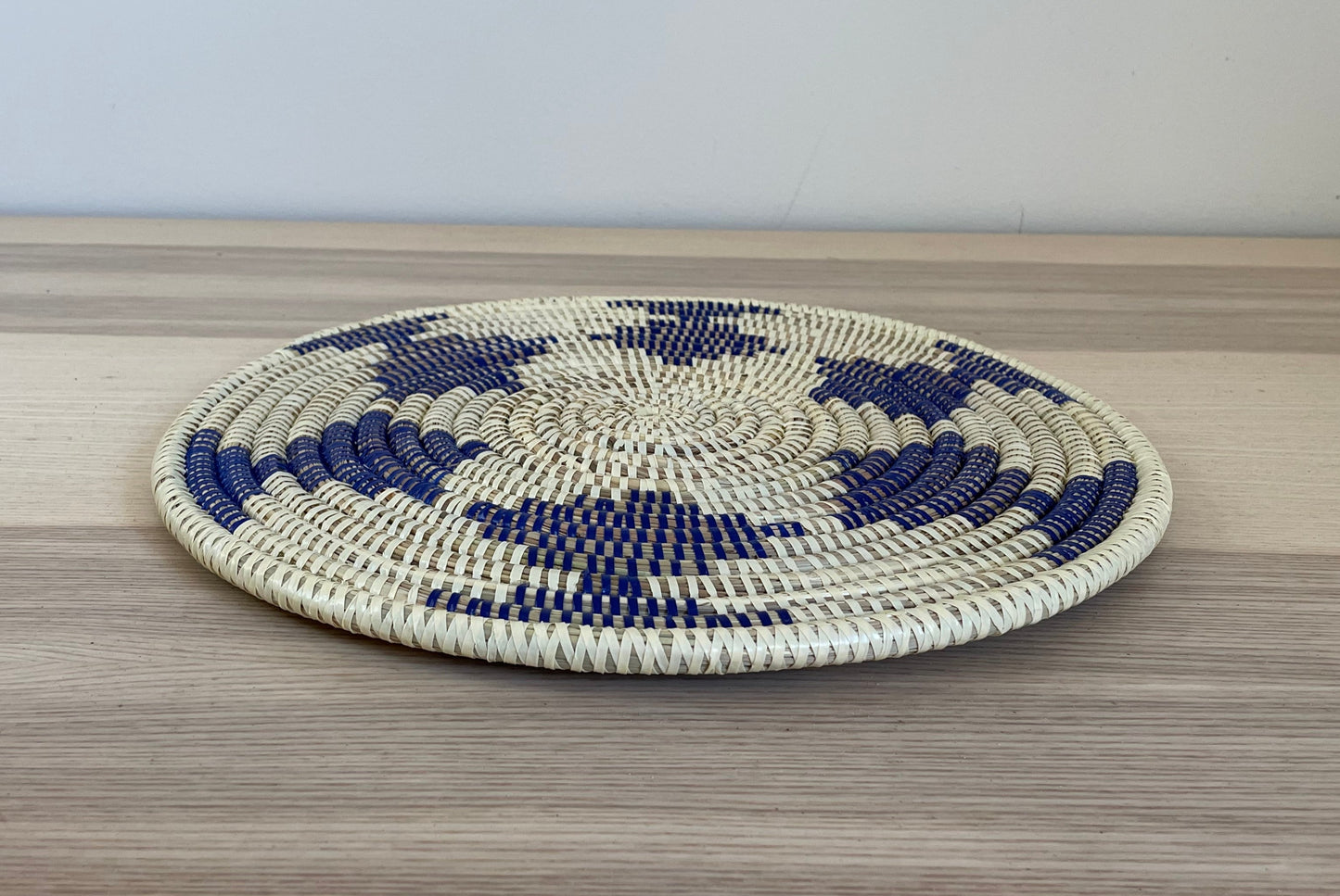 African Woven Round Pad/Pot Holder/Trivet, Woven Senegal Wall Decoration, Natural Palm Fiber, 14" Diameter