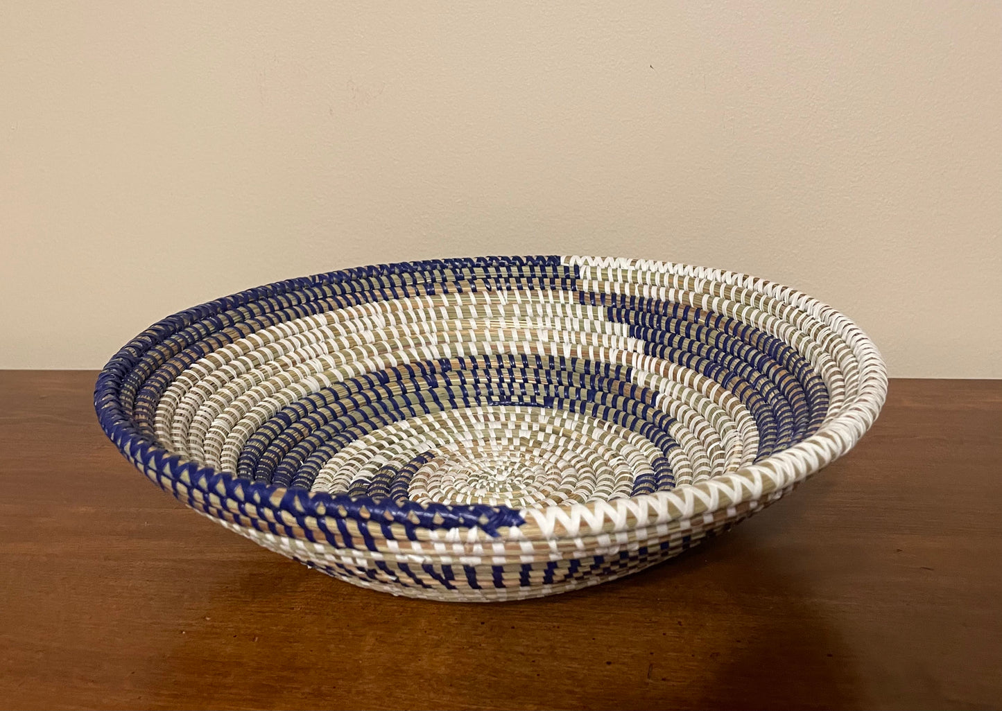 African Woven Basket, Senegal Basket, Woven Bowl, Natural Palm Fiber, Dining Centerpiece, Fruit & Bread Basket