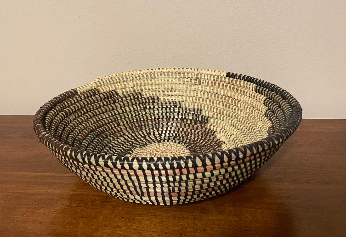 African Woven Basket, Senegal Basket, Woven Bowl, Natural Palm Fiber, Dining Centerpiece, Fruit & Bread Basket