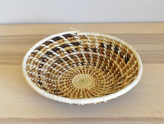 African Banana Leaf Woven Basket, 100% Natural Fiber, Uganda Bowl, Perfect for Decoration, Fruit & Bread, 12" Diameter